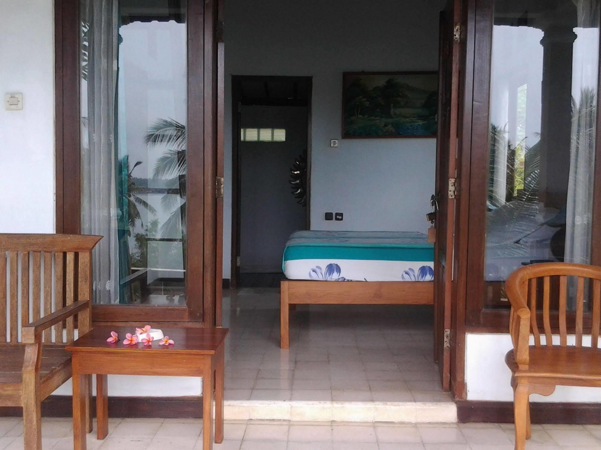 Bali Sunset Hotel Negara  Exterior photo